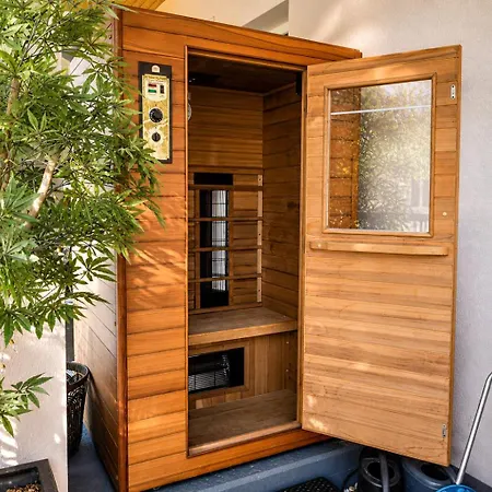 Dreamliner Mit Whirlpool Und Garten *